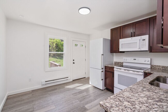 Photo - 348-350-350 Wyoming St Unit 348 1/2 Wyoming Street - 2nd Floor