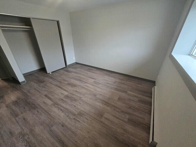 Photo - 155-155 Mighton Ave Unit 6