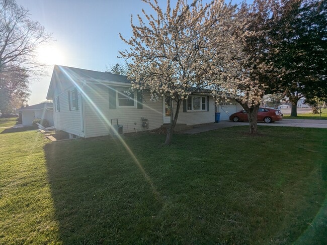 Photo - 1212 Saint Paul Rd House