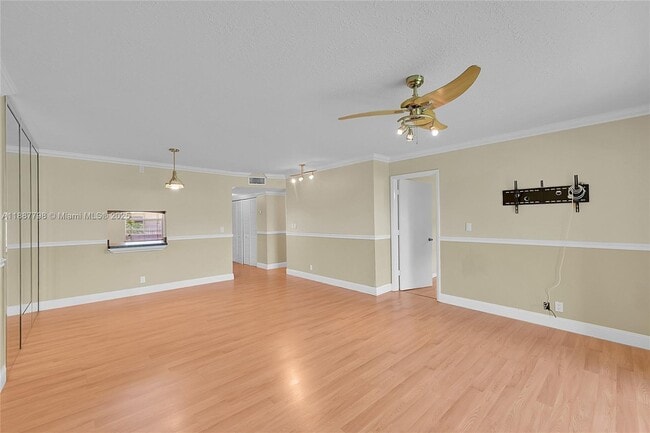 Photo - 9210 SW 3rd St Unit 212