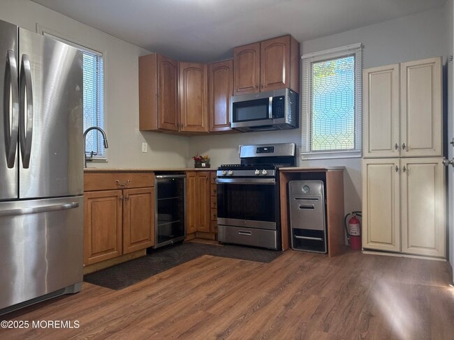 Photo - 340 Myrtle Ave