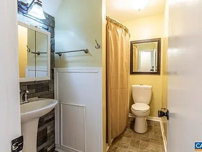 Photo - One Bedroom Townhouse