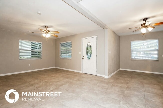 Photo - 525 Braddock St S