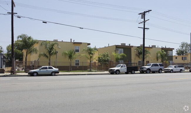 Photo - 7450 Vineland Ave Apartments