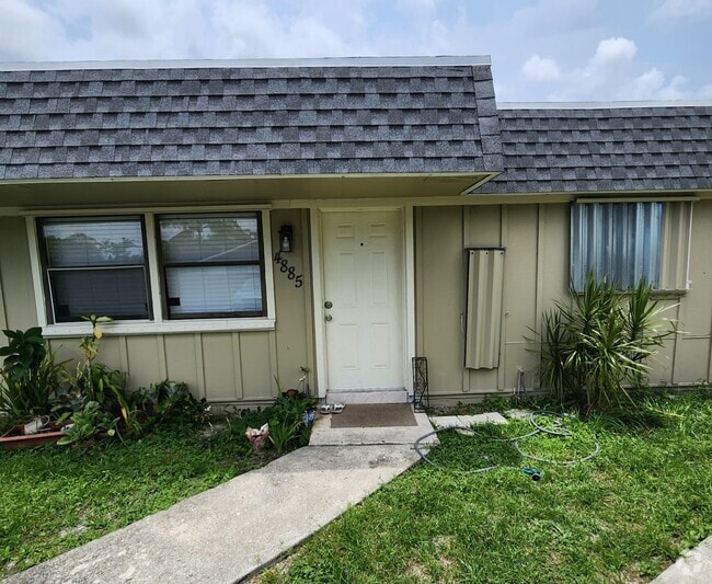 Building Photo - 4885 Orlando Ave Rental