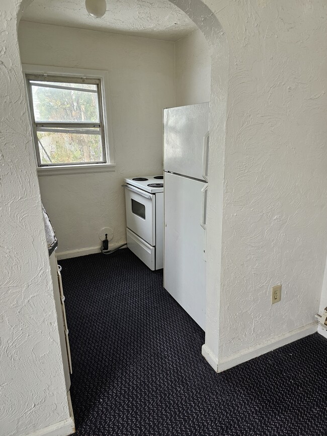 Photo - 219 H St Unit 2