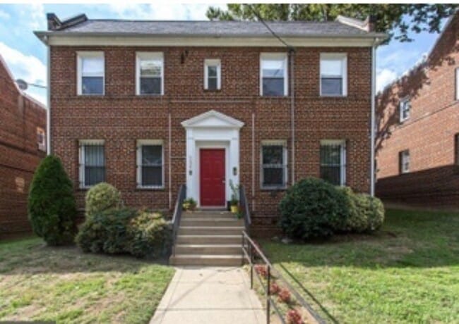 Building Photo - 6608 14th St NW Unit 101