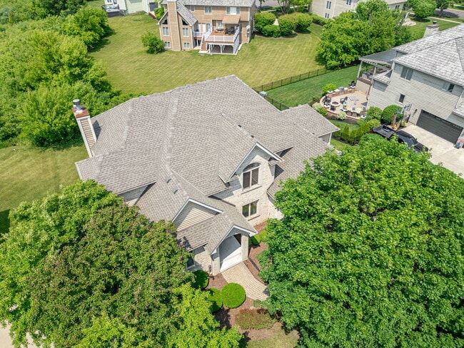 Photo - 552 Waters Edge Dr