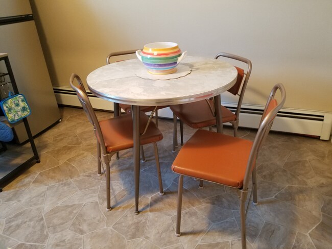 Photo - 207 E 22nd St Unit 4