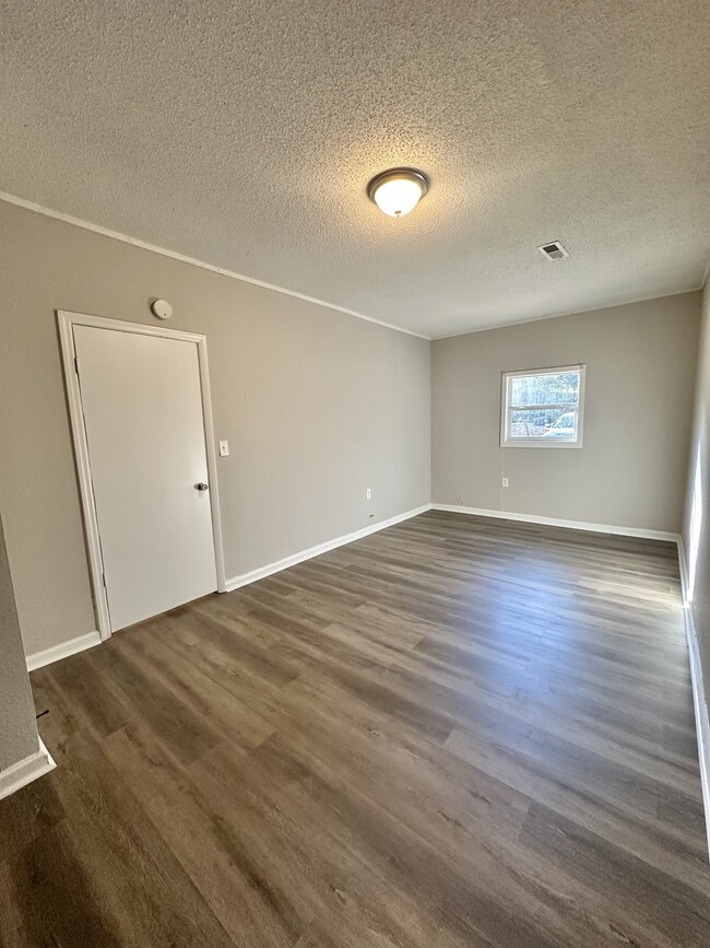 Photo - 209 Tucker Ave