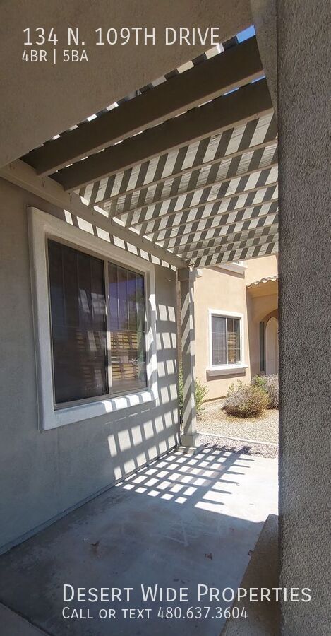Photo - 134 N 109th Dr