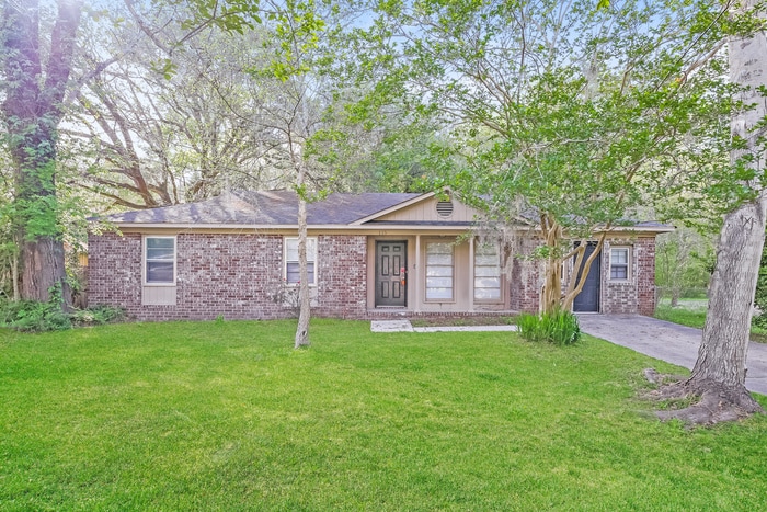 Photo - 115 Judith Dr