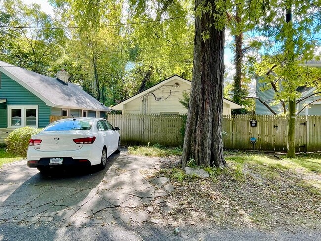 Photo - 1015 Northview Avenue