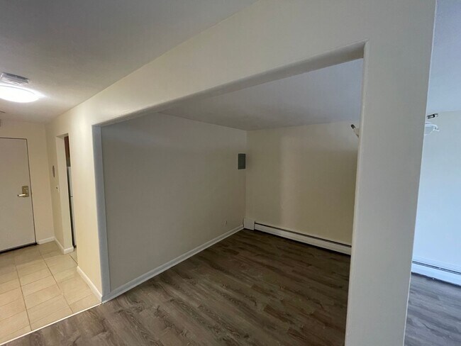 Photo - Divided Studio with Balcony over Watertown Square