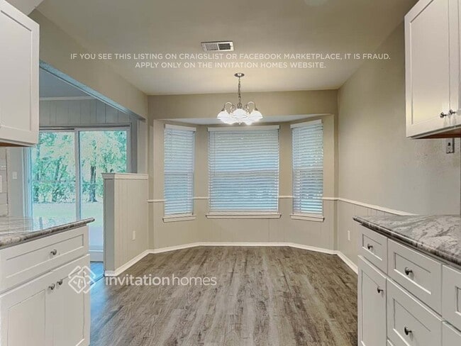 Photo - 747 James Cir