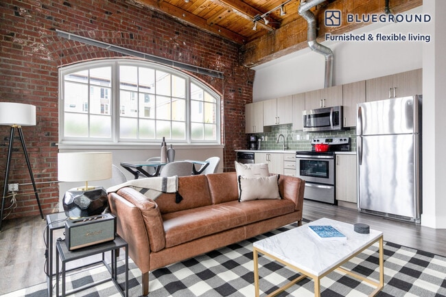 Photo - 224 Pontius Ave N Unit FL2-ID8