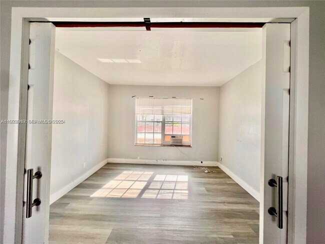 Photo - 6940 Bay Dr Unit 7