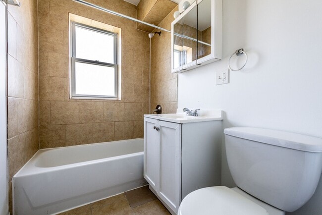 Photo - 6104 S Campbell Ave 2501-11 W 61st Chicago, IL 60629