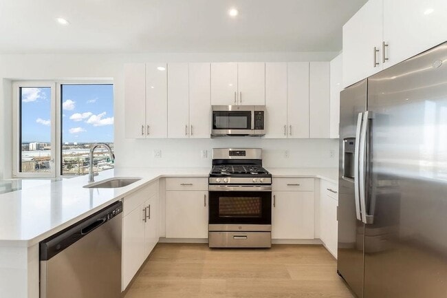 Photo - 3309 Liberty Ave Unit 401