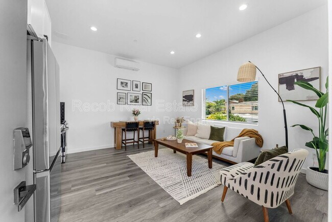 Photo - 5254 Adams Ave Unidad 4