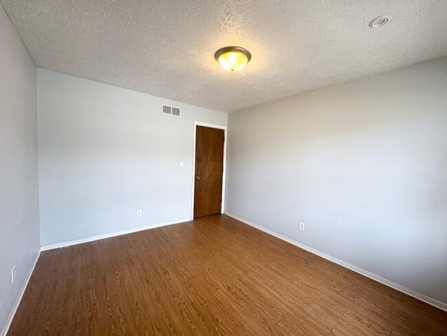 Photo - 606 N Mason St Unit Apt B