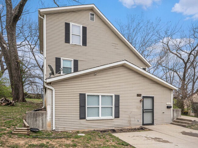 Photo - Bellefontaine Unit 7327 Bellefontaine