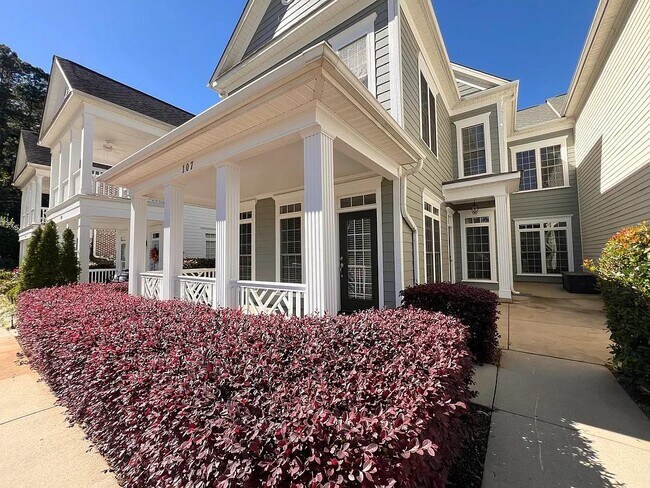 Photo - 107 Olde Towne Dr