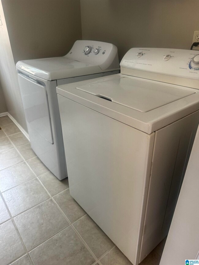 Photo - 4035 Montclair Rd Unit 4035