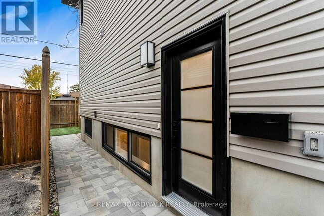 Photo - 1348 Avenue Q