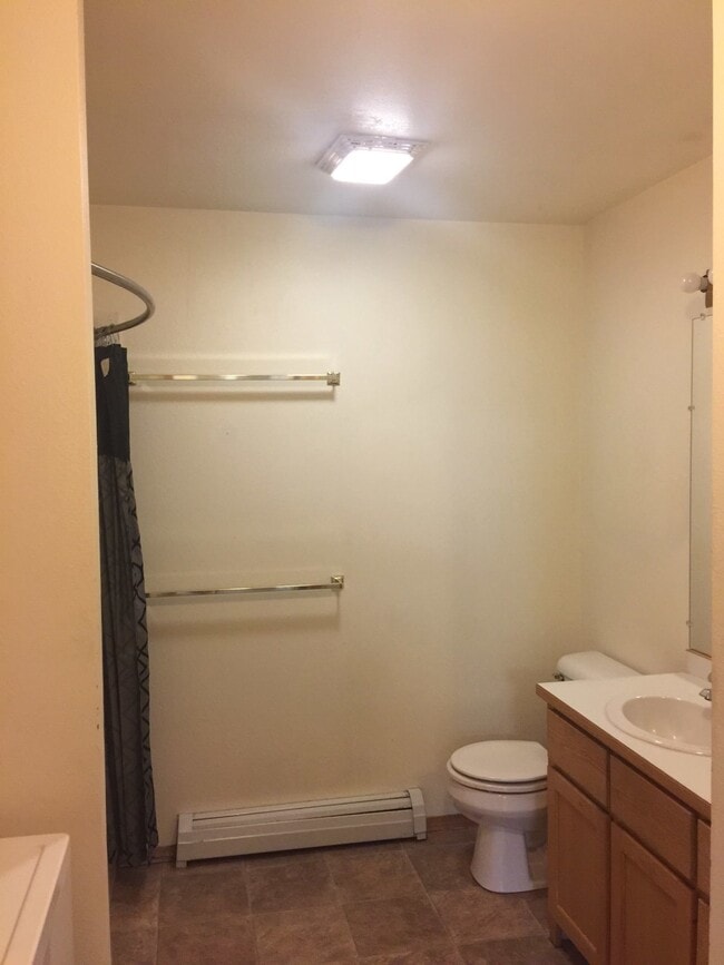 Photo - 127 Hunters Way