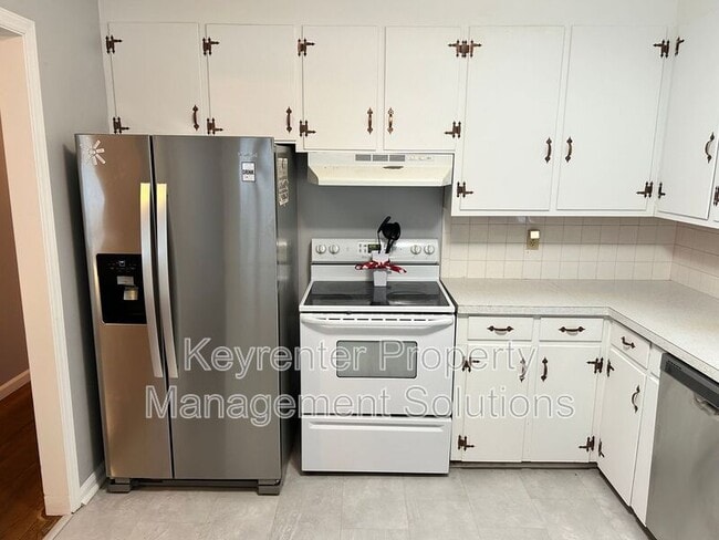 Photo - 2212 Third St.