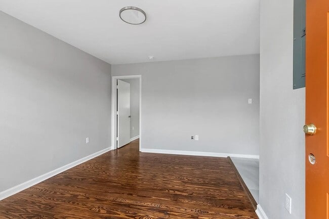 Photo - Renovated 1BD/1BA 2 Blocks Off St. Charles Ave. Unidad 1709  1C