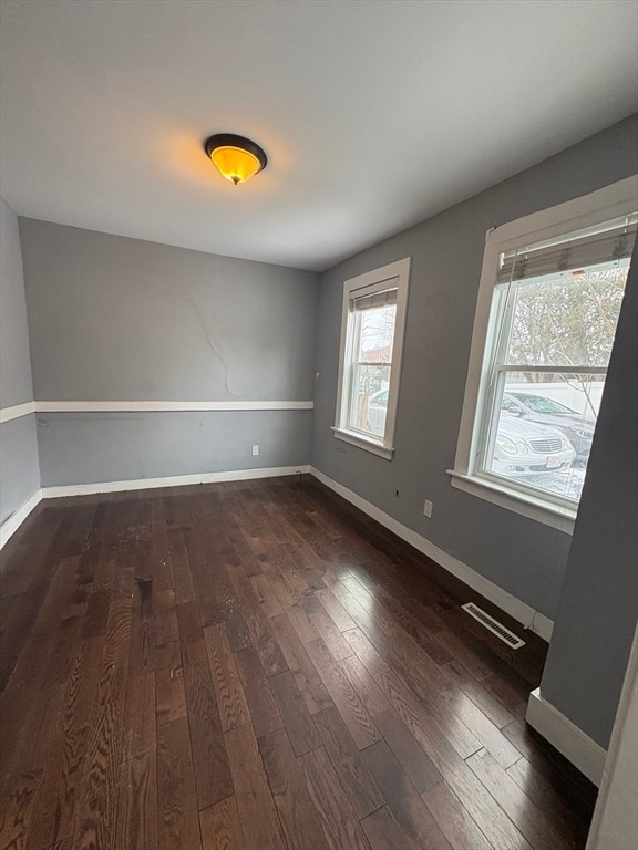 Photo - 77.5 School St