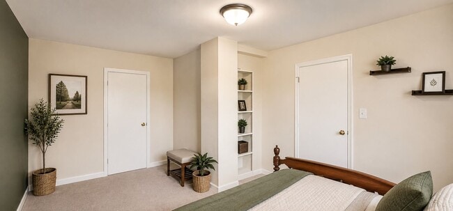 Photo - 6621 Wakefield Dr Unit 305