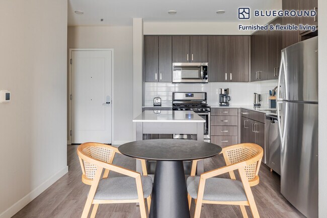 Photo - 3560 Rambla Pl Unidad FL3-ID1948