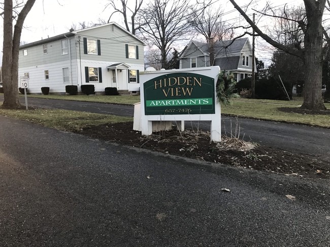 Entrance - 8 E Main St Unit 411