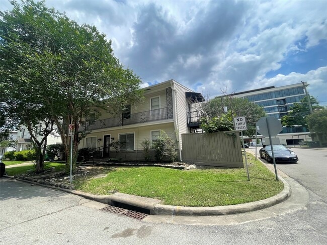 Building Photo - 2327 Branard St Unit 3 Rental