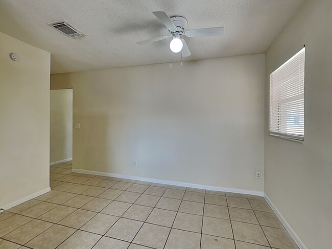 Photo - 2779 Frazier St