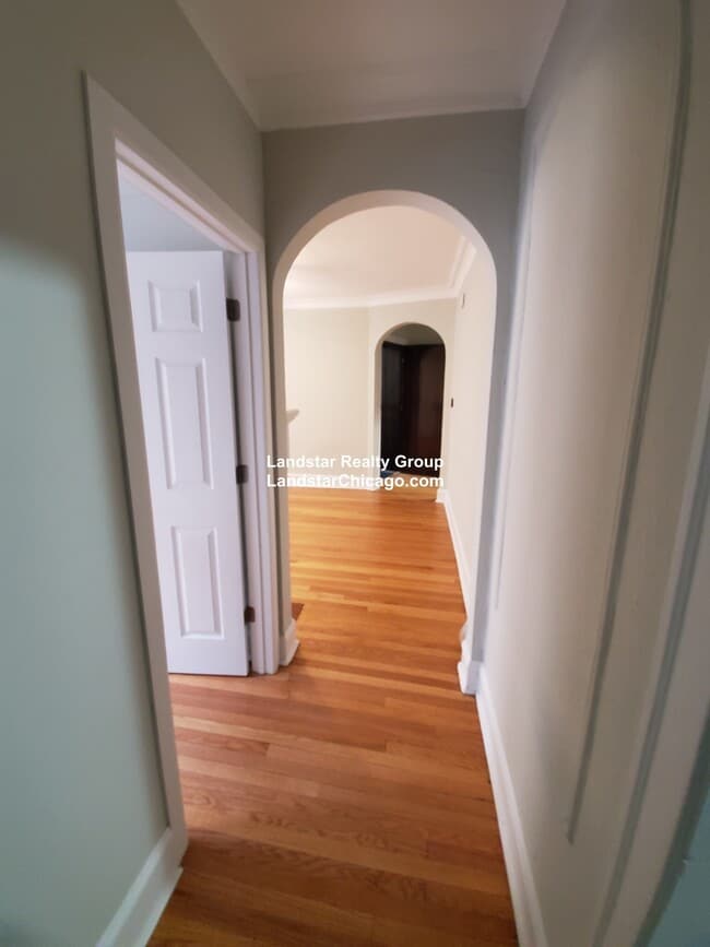 Photo - 5042 N Wolcott Ave Unit 2B