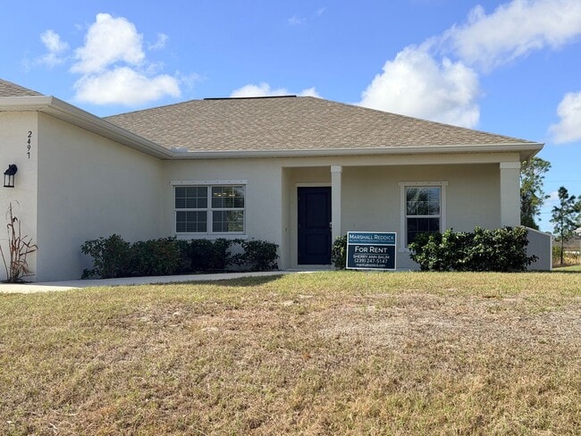 Photo - 3 bedrooms and 2 baths! FRESHLY RENOVATED!