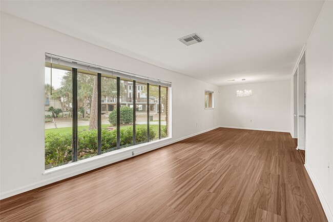 Photo - 2515 Baycrest Dr