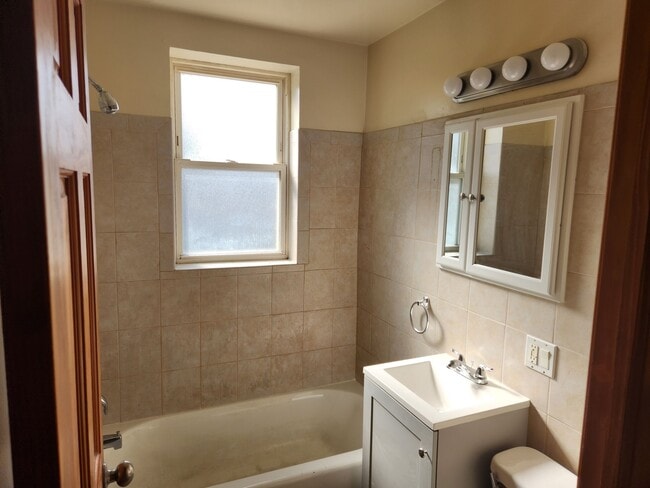 Photo - 1430 S Kenneth Ave