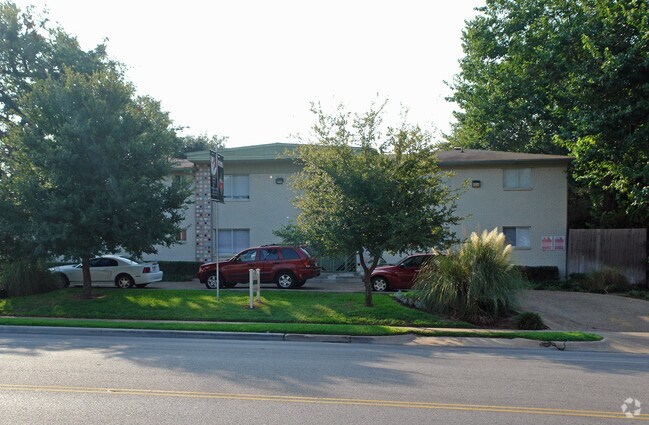 Photo - Upper E - Sherman Oaks (OLD)