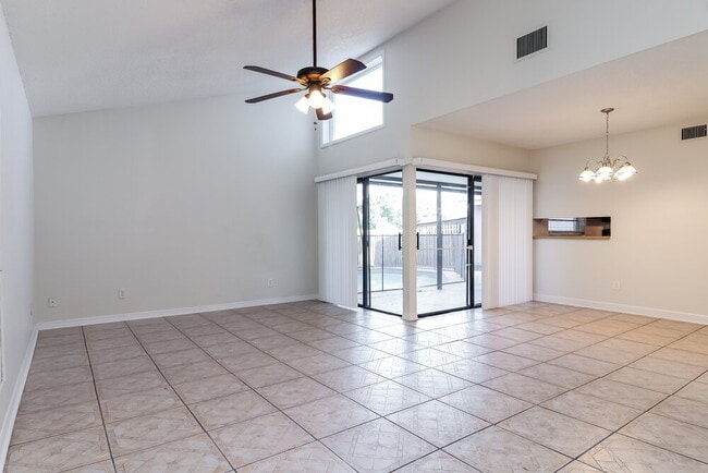 Photo - 10375 Chadbourne Dr