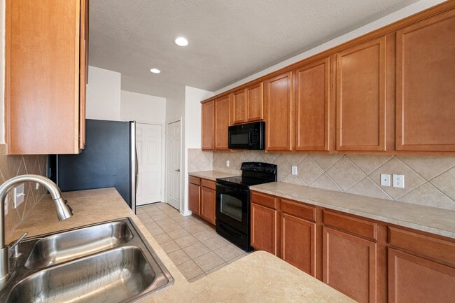 Building Photo - 11938 Ramla Place Trail