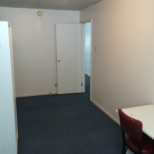 Photo - 236 Meyran Ave Unidad 2