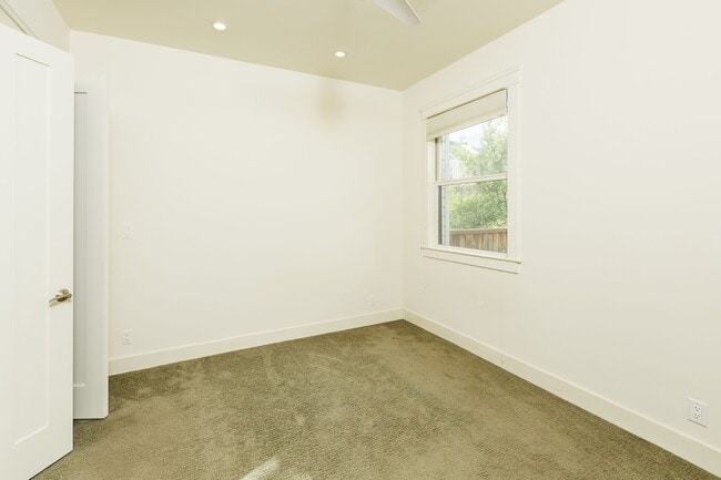 Photo - 972 Dolores St