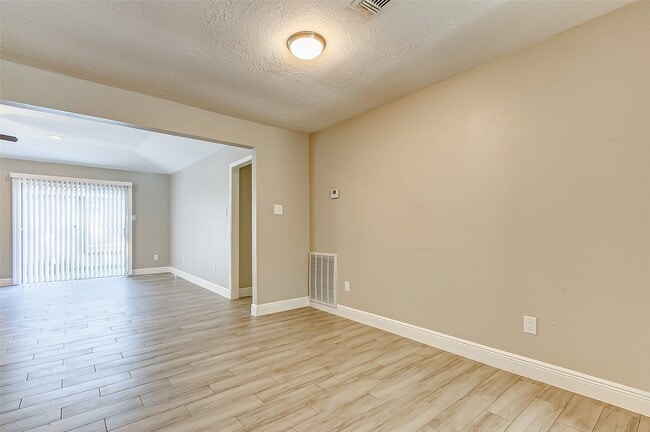 Photo - 5423 Fawn Trail Ln