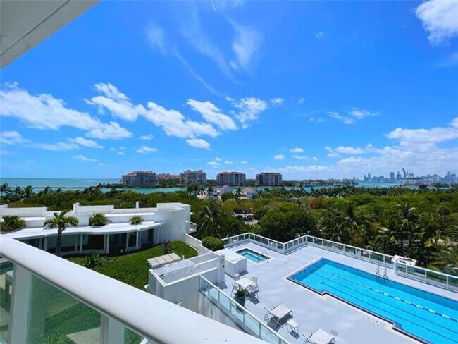 Photo - 100 South Pointe Dr Unidad 100 S Pointe Drive Dr # 602