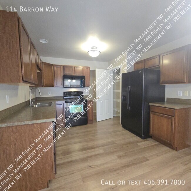 Photo - 114 Barron Way